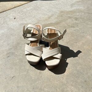Cream and brown plaforms. Brand: Bamboo Size:6